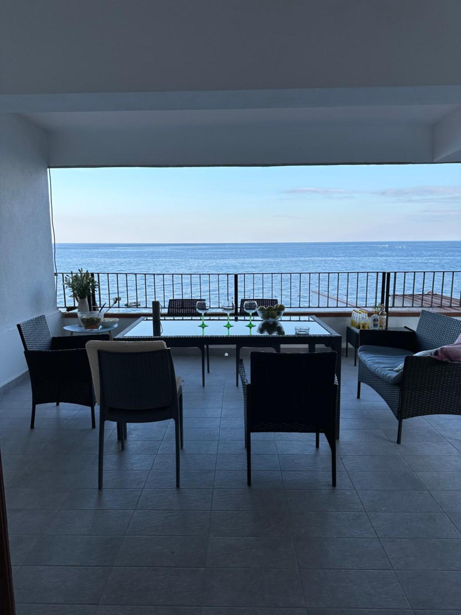Appartement Casa Paloma à Letojanni Extérieur photo