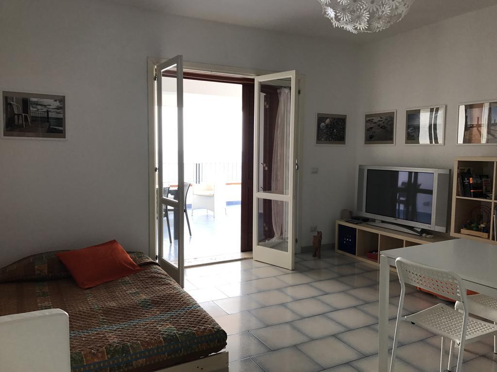 Appartement Casa Paloma à Letojanni Extérieur photo